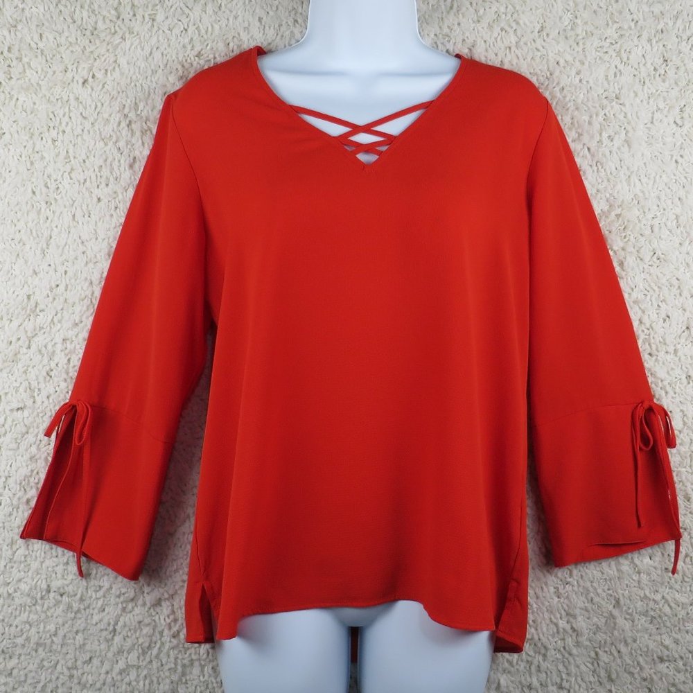 Counterparts* Women's Long Split Sleeve Cutout V-Neck Curved Hem Blouse~ Medium